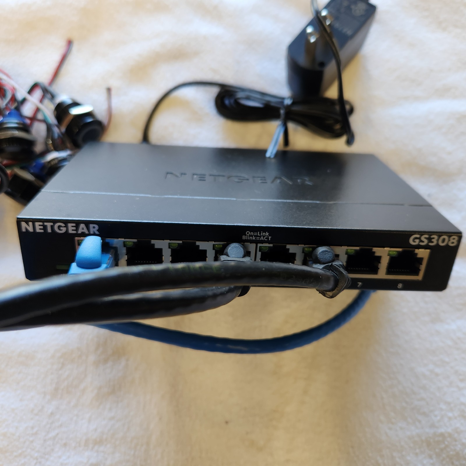 BrightSign AU335 Digital Signage Audio Player Bundle
