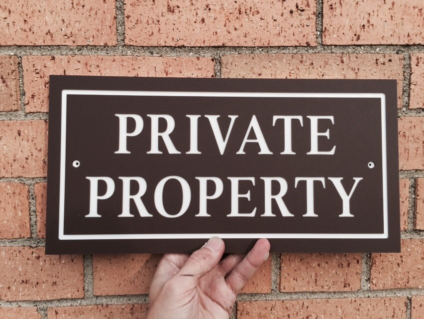 Rectangle PRIVATE PROPERTY Sign 14×7&Prime; 1/4&Prime; King ColorCore Red/White