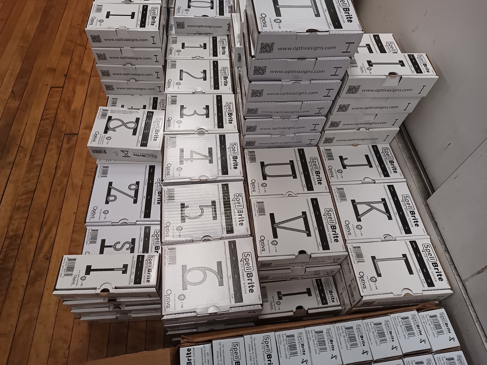 SpellBrite LED Sign HUGE lot of 252 Letters, Numbers, Characters + Accessories