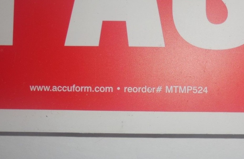 25 NEW PRE OWNED ACCUFORM POSTED NO TRESPASSING SIGNS – 25 TOTAL – PF CARDSTOCK
