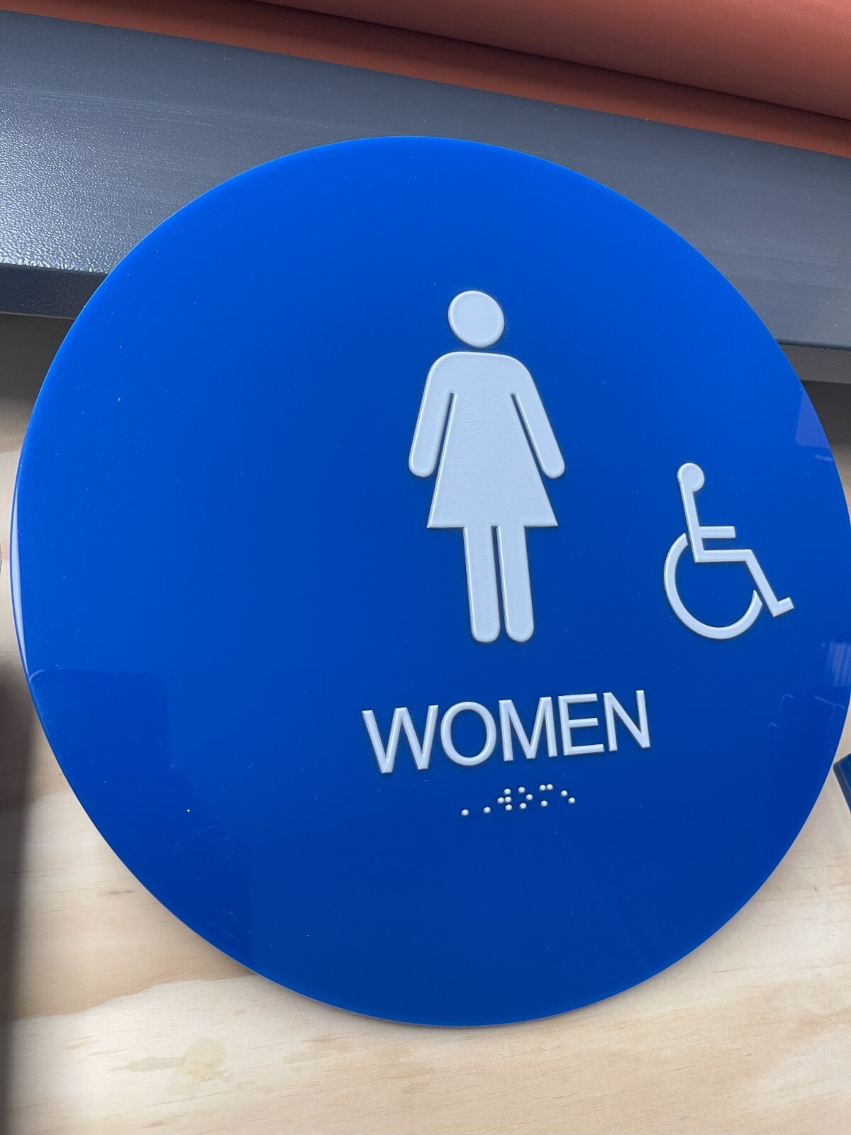 ADA / Braille Compliant Acrylic Restroom Signs, 6&Prime;X9&Prime; », 12&Prime; Round , 11&Prime; Triangle