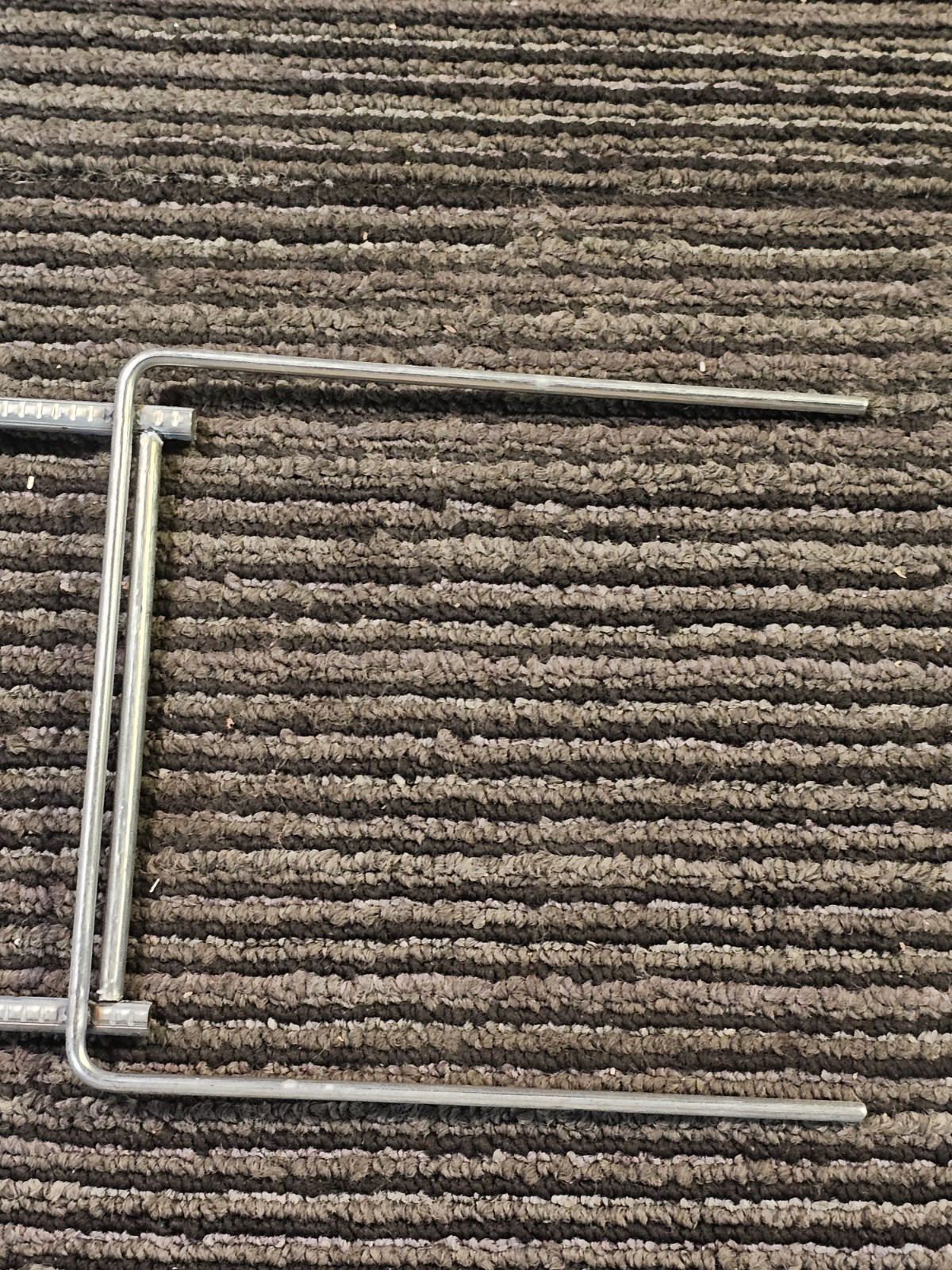 (QTY 21) Step Stake 5.5&Prime; x 29&Prime; U-Top Metal Frame Wire Step Stake for Yard Signs