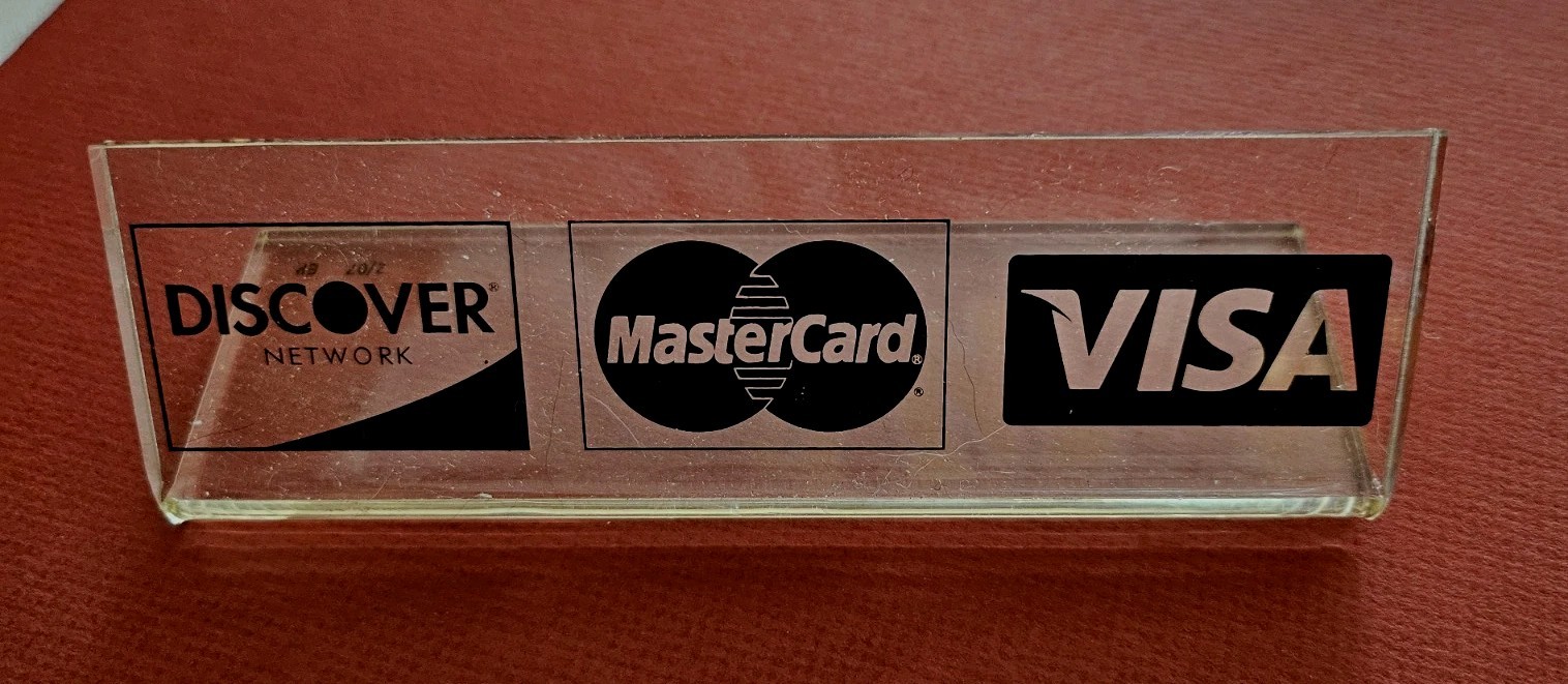 2007 Discover VISA & Mastercard Advertising Clear Acrylic Tabletop Sign