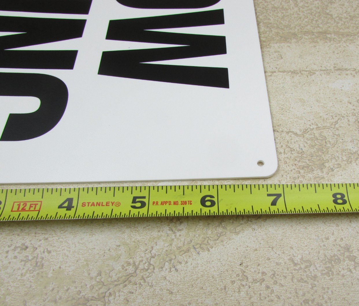 2 PACK « Now Hiring » Sign, Sturdy .055 Thick Plastic, Pre-Drilled Holes 10&Prime; X 7&Prime;