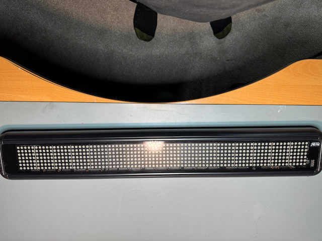 Pro-Lite TruColorXP Programmable LED Sign with « Trivia in Motion »