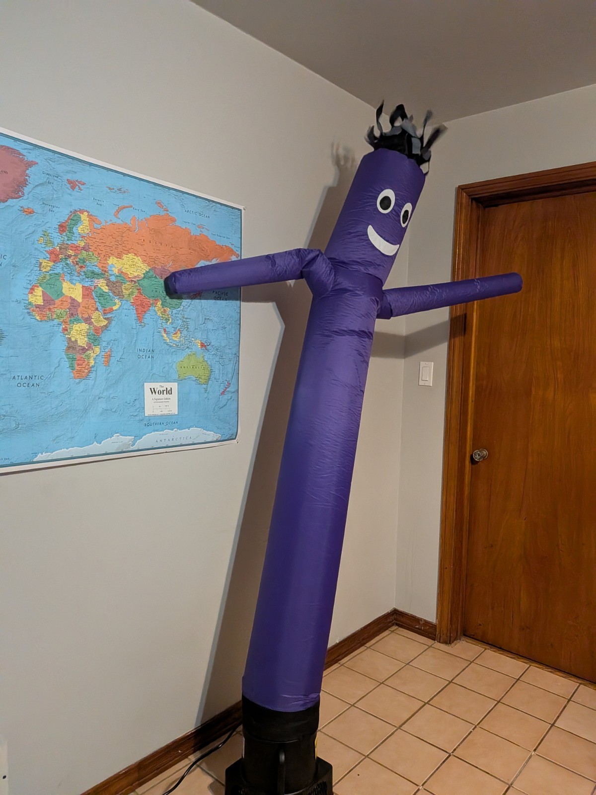 LookOurWay Air Dancers Wacky Waving Inflatable Tube Guy – 7ft Tall Inflatable…