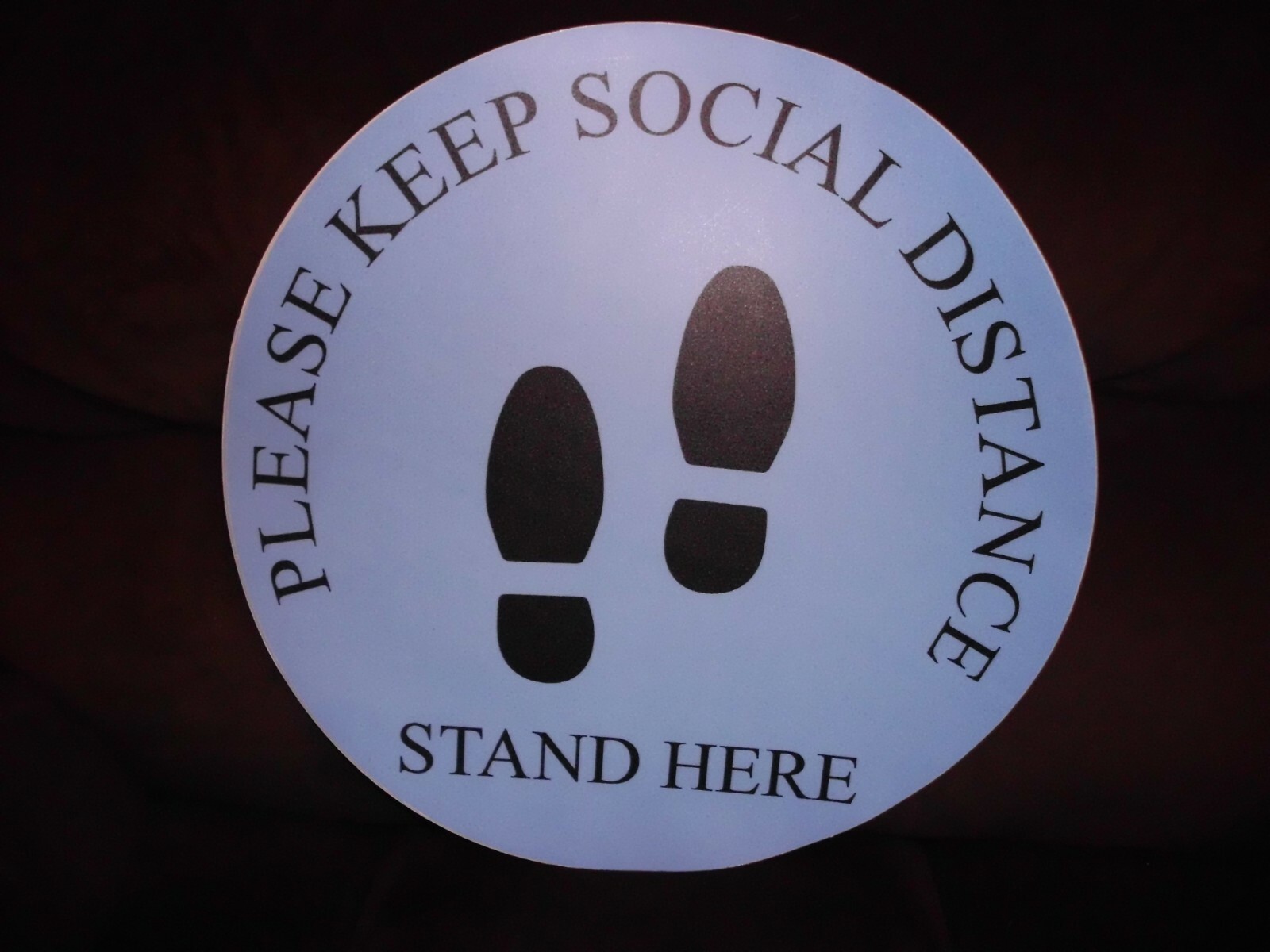 (10 pack) PLEASE KEEP SOCIAL DISTANCING waterproof floor signs,12&Prime; diameter, New