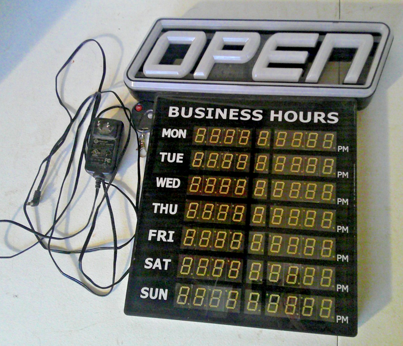 Greenlight Innovations Open Sign Spectrum Series with Remote ~ Business Hours ~