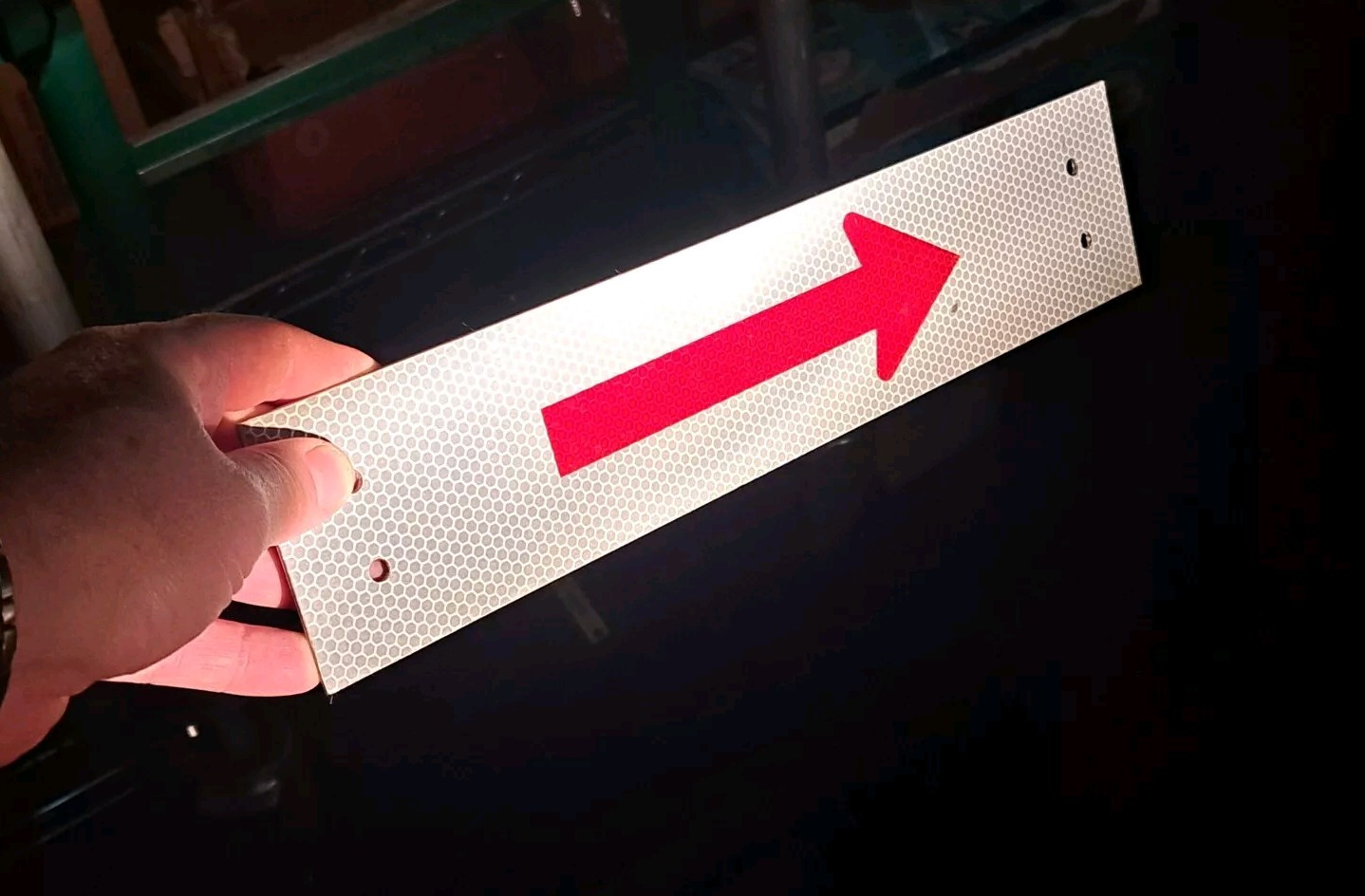 ARROW Direction Road Sign New 2 Sided Reflective 4 Holes Mountable