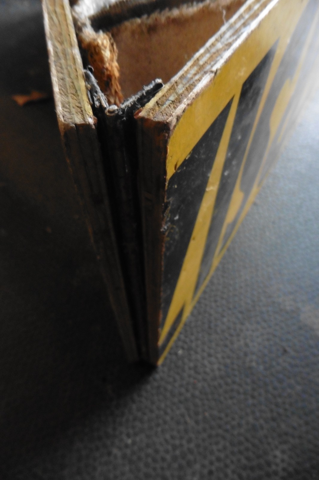 sign Oversized Load solid Wood 60&Prime; fold into 20&Prime; MANCAVE?