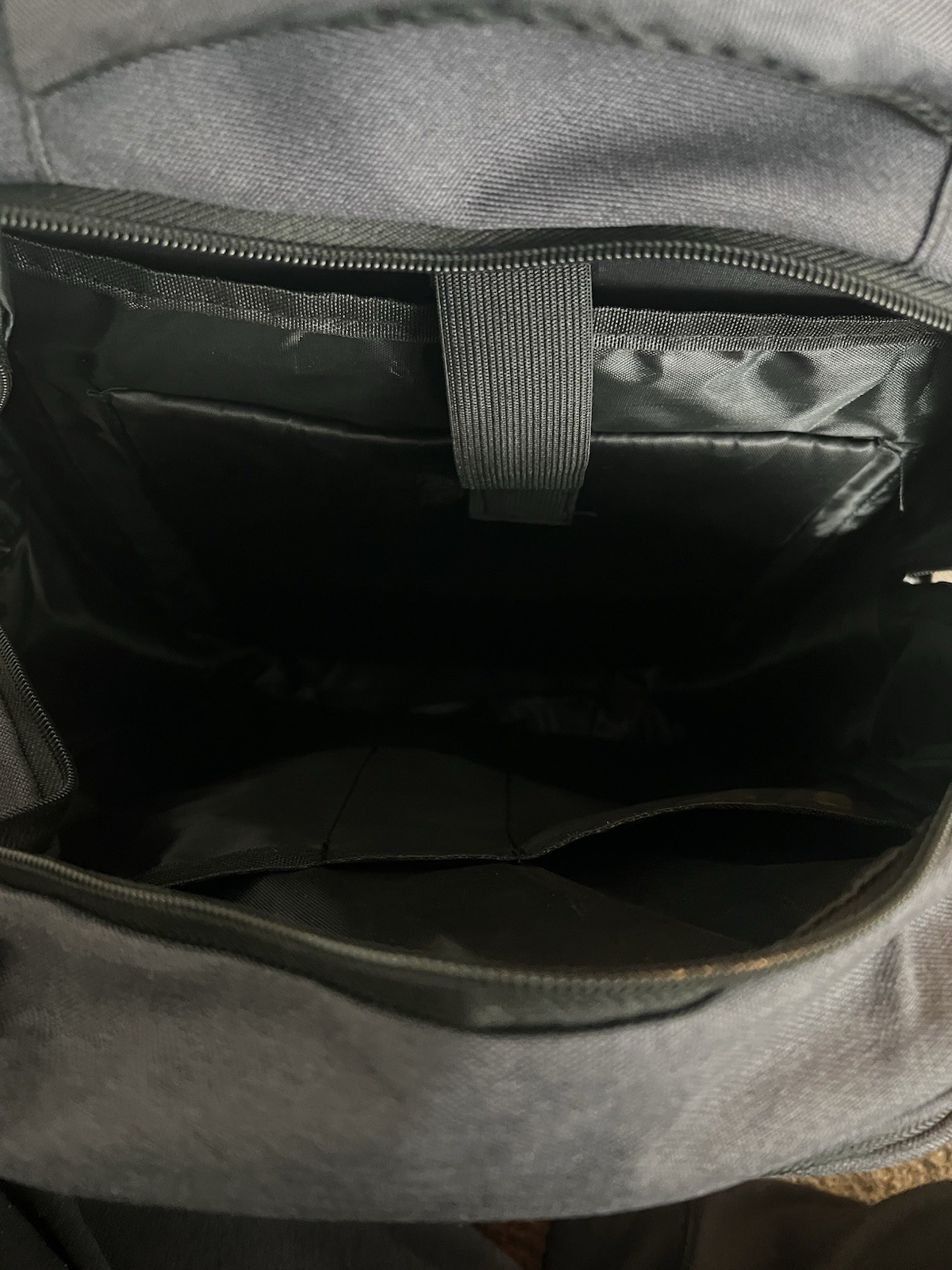 Holographic Fan Backpack With Battery Pack – Marketing Display Slight Used
