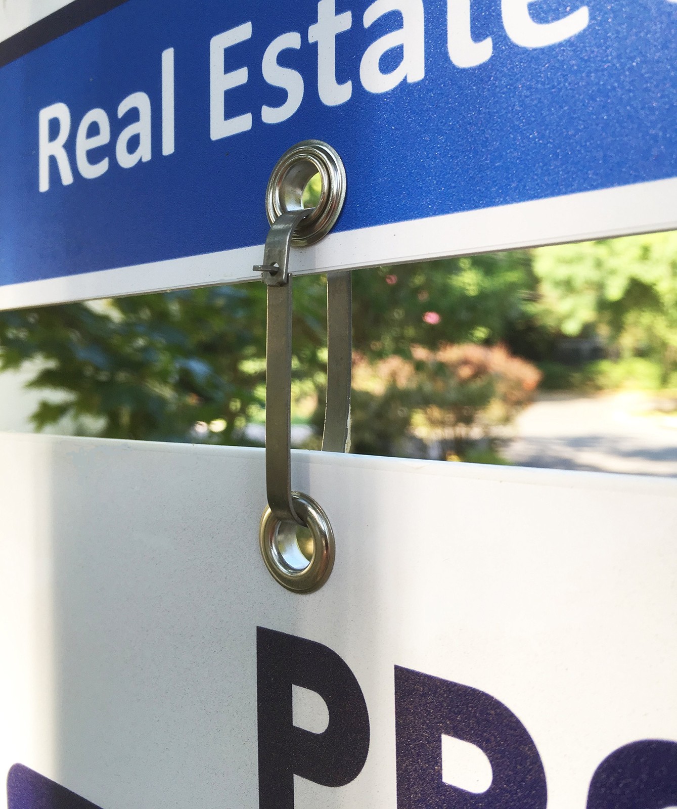 Real Estate Sign Rider Clips – 1 Bag (50 Clips)
