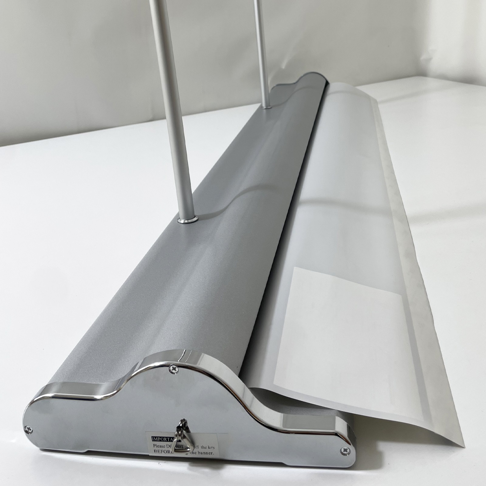 Deluxe Retractable Banner Stand 18&Prime;24&Prime;33.5&Prime;36&Prime;48&Prime;60&Prime;W (Stand ONLY) Widened Base