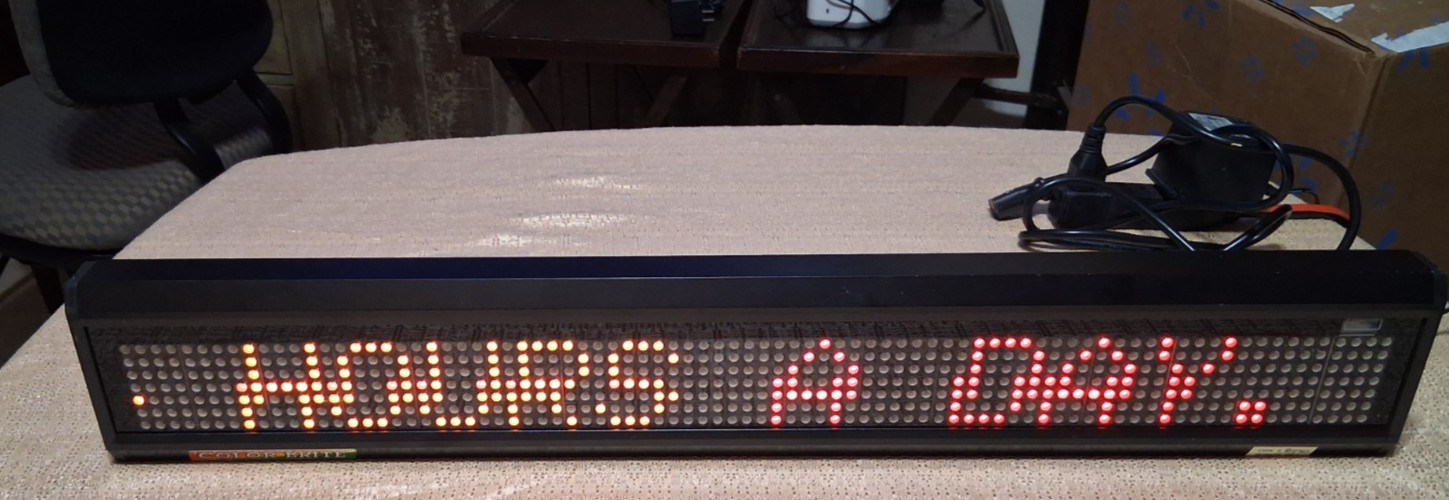 Good Used COLOR-BRITE SW-214CR Lighted Multi-color Scrolling Sign 26&Prime; x 4&Prime;