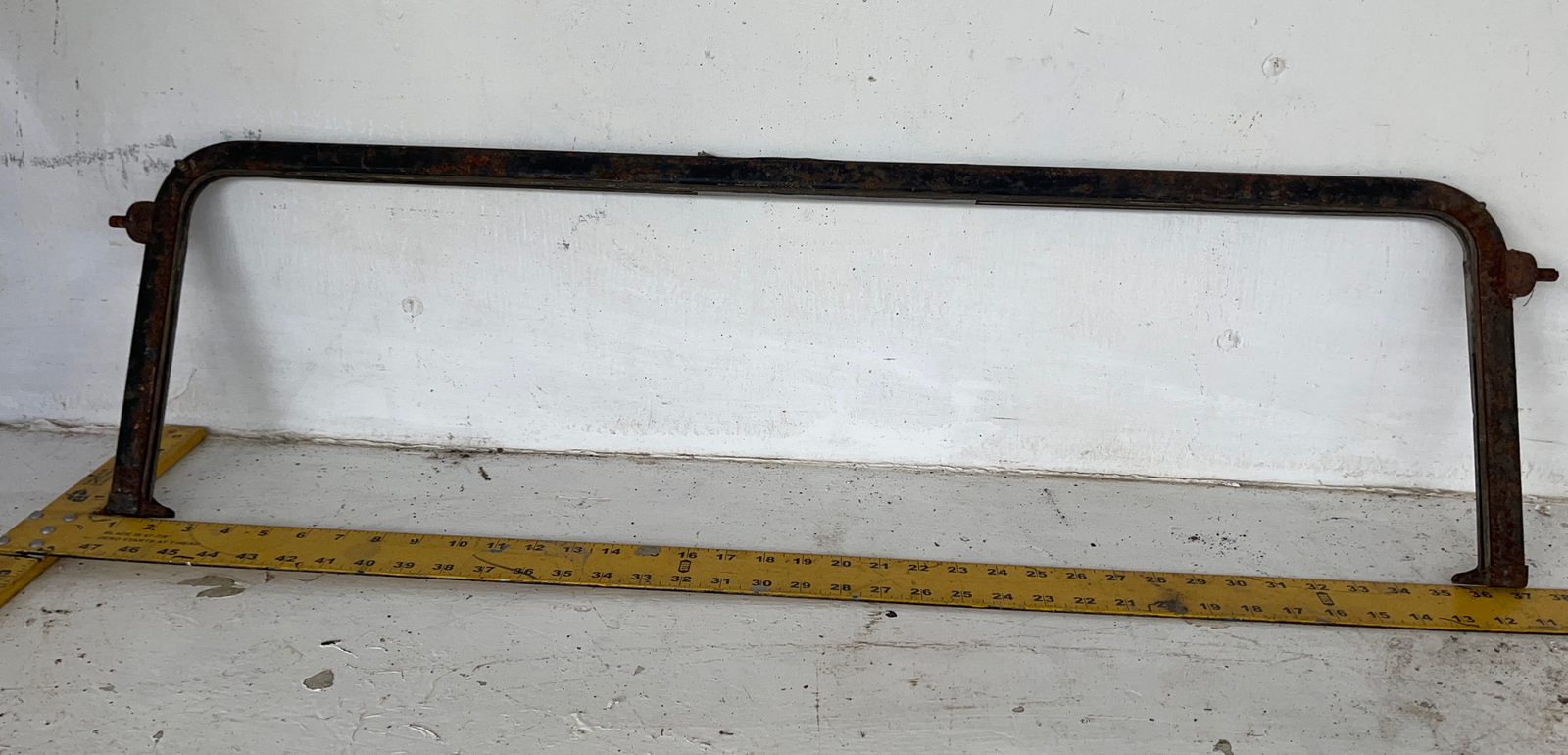 Vintage Windshield Frame 37-1/8&Prime; – 37-1/4&Prime;. x. 10-3/4&Prime; – #31