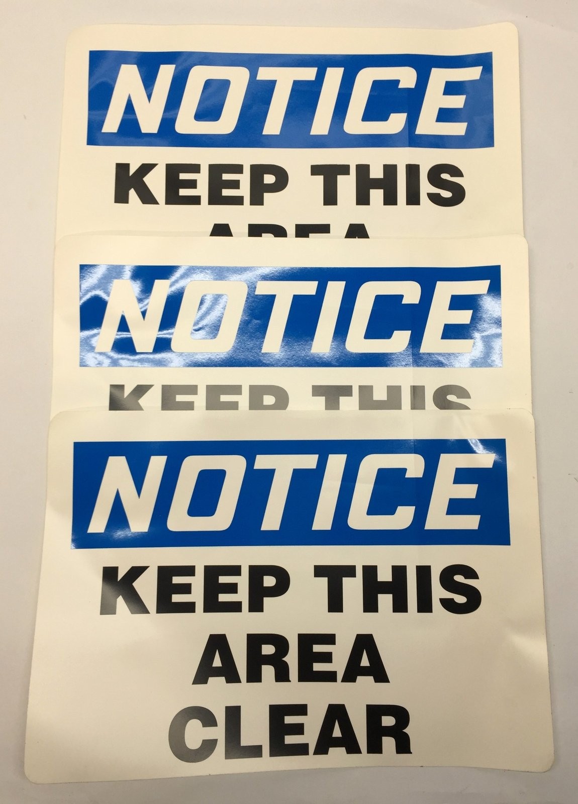 Unbranded 14&Prime;x10&Prime; « Keep This Area Clear » Adhesive Back Decal [Lot of 3] NOS