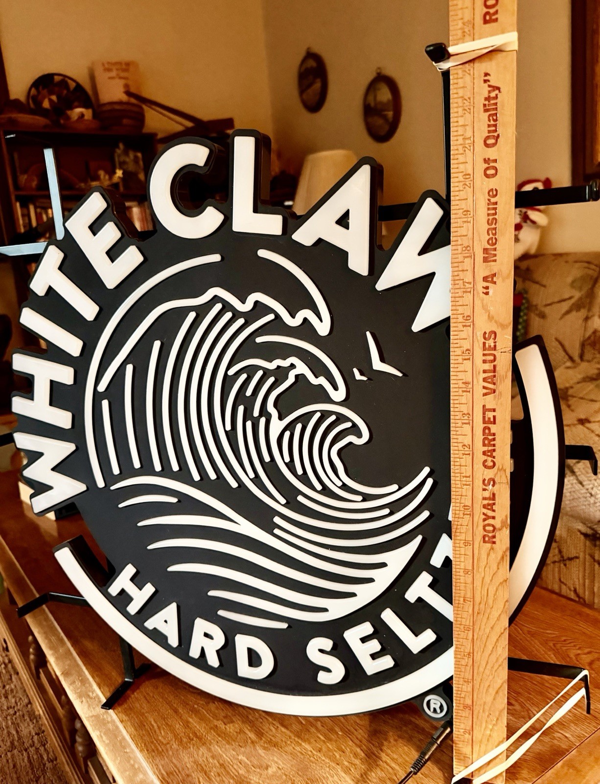White Claw LED Faux Neon Illuminated Sign 24&Prime; Black DC24V LED 3000mA