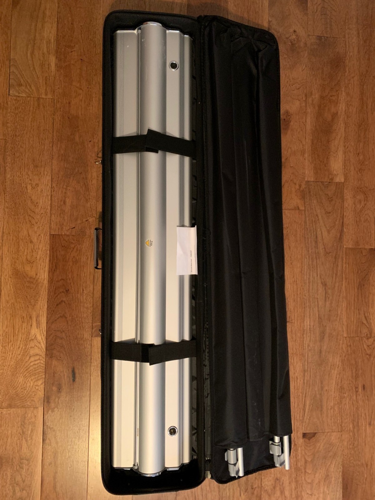 Professional Retractable Roll Up Banner Stand w/ Wide Base and Case; Replaceable