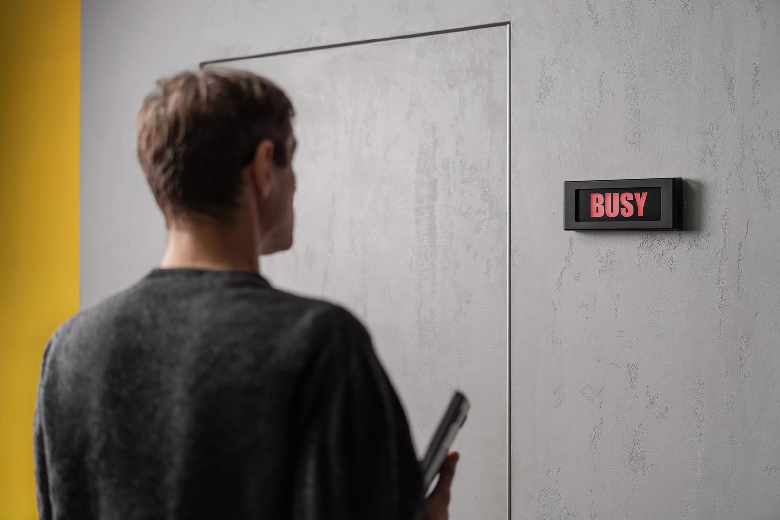 BusyBox S smart sign | Bluetooth | Battery Powered | Home Office | Wireless |