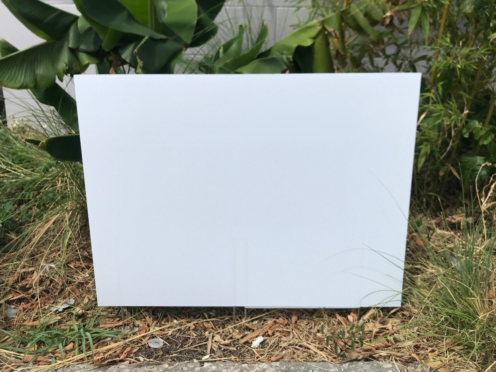 50 Pack White Yard Signs 18 »x24 » & 100 H-Stakes 12 » Brand New Ship Same Day!