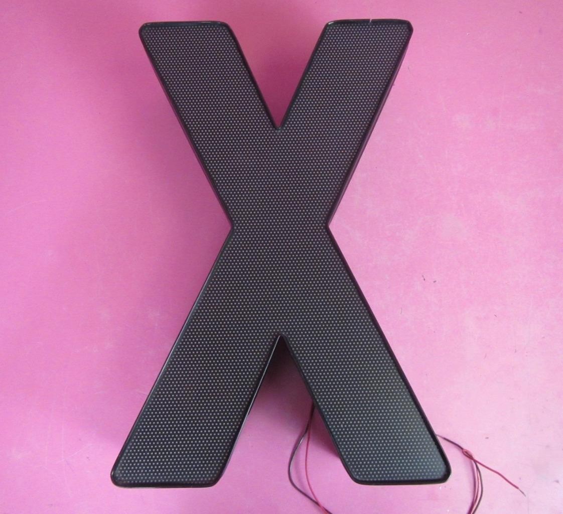 « X » Front Lit 12&Prime; x 18&Prime; Channel Letter Sign 12V White LED Mesh Acrylic Front