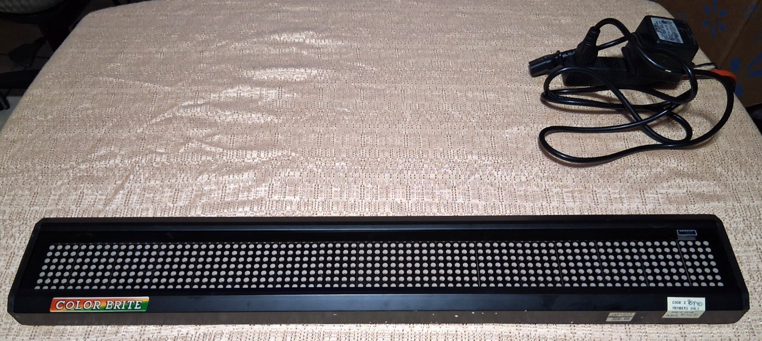 Good Used COLOR-BRITE SW-214CR Lighted Multi-color Scrolling Sign 26&Prime; x 4&Prime;