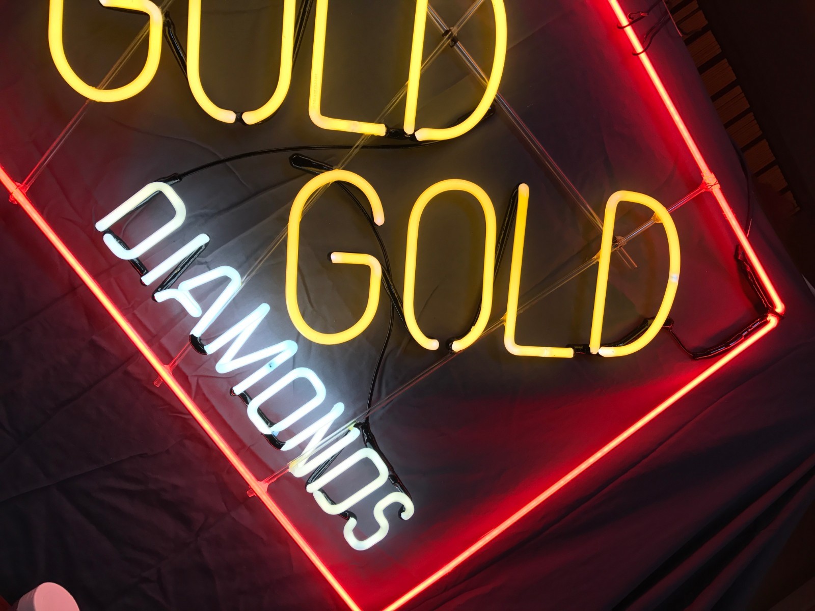 Buy Sell Scrap gold diamond pawnshop jewelry store sign – DIAMOND GOLD neon sign