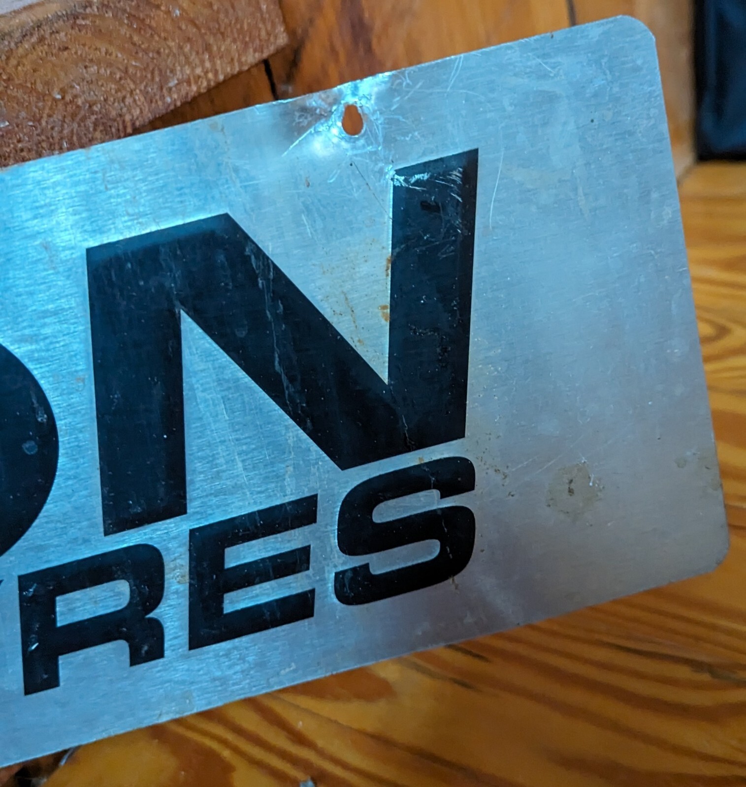 Vintage Original Avon Tyres Metal Advertising Workshop Garage Sign 24&Prime; X 6&Prime;