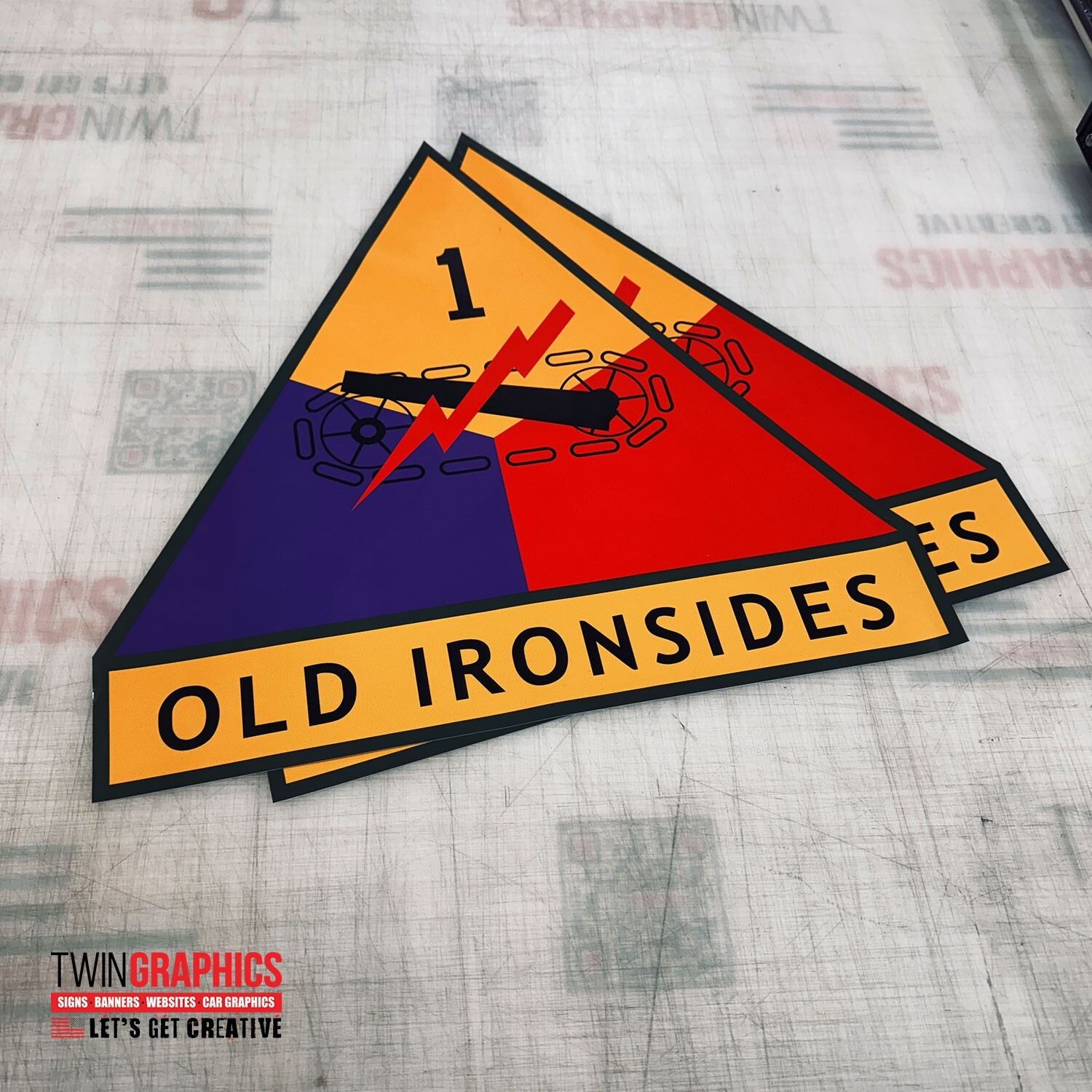 « OLD IRONSIDES » MILITARY INSIGNIA DECAL 2-PIECES 19&Prime; W x 19&Prime; H FREE SHIPPING
