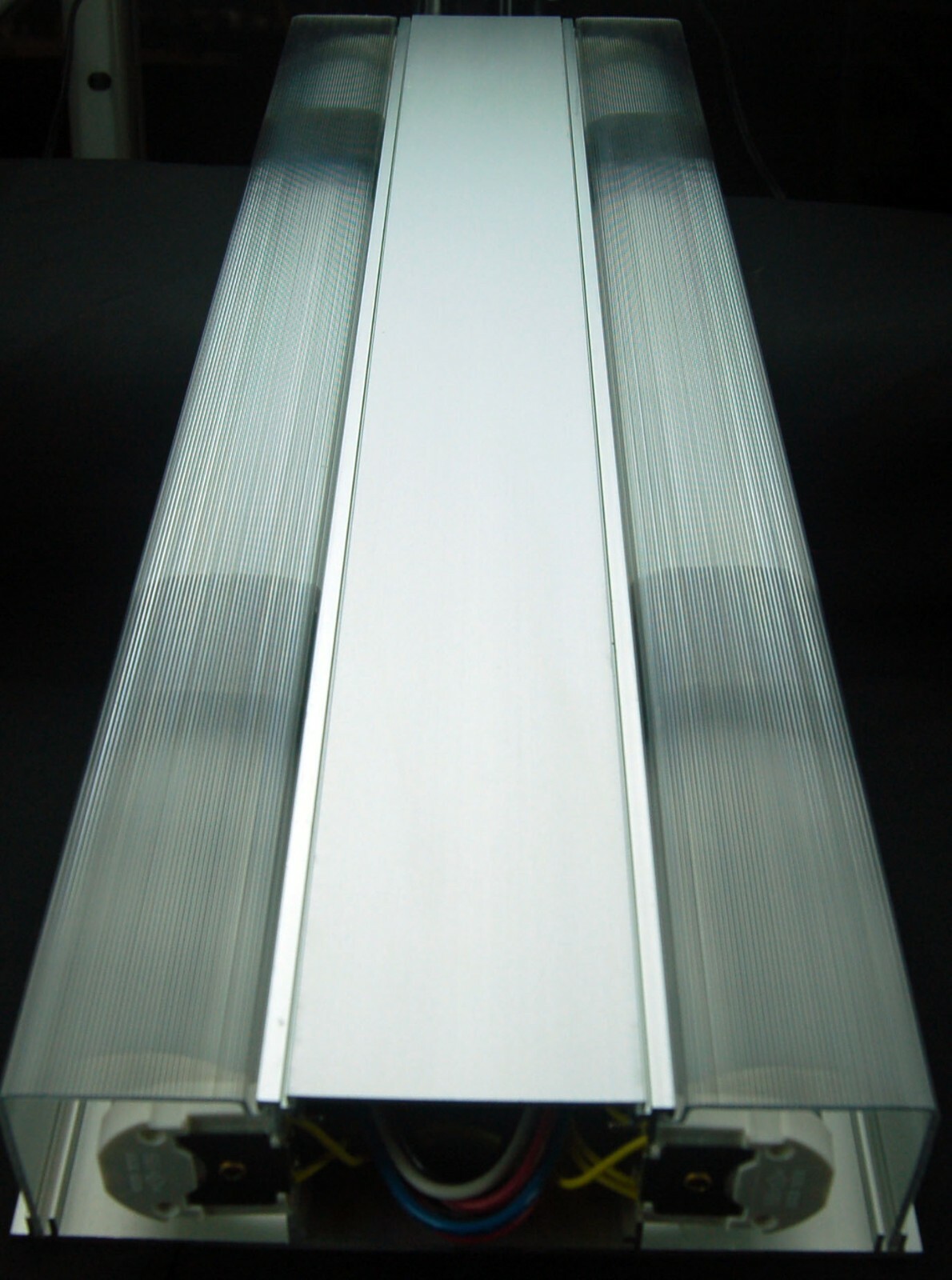 24&Prime; Double Sided Fluorescent Light 120v-10040961