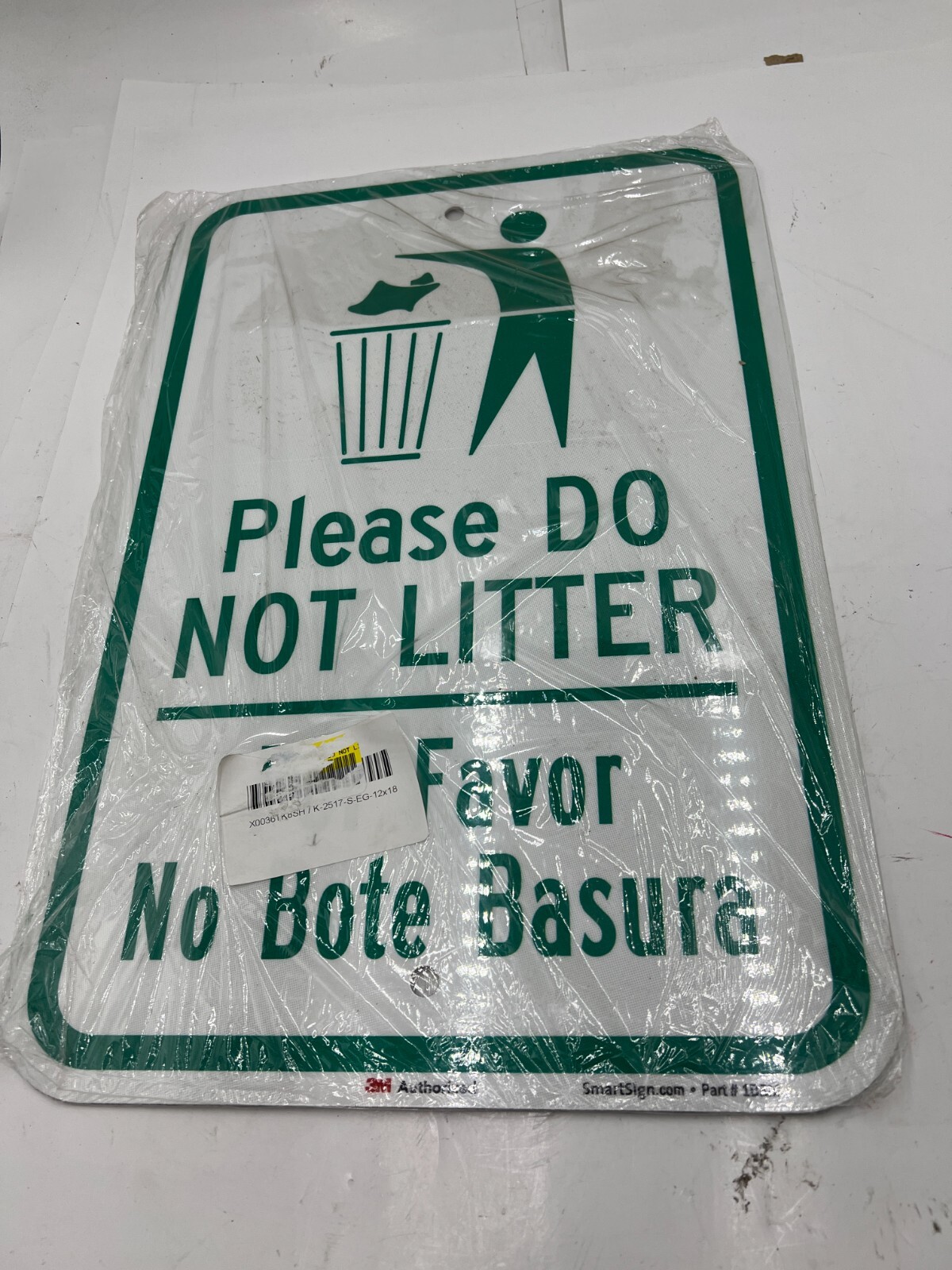 (QTY 2) SmartSign 18 x 12 inch “Please Do Not Litter – Por Favor No Bote Basura”