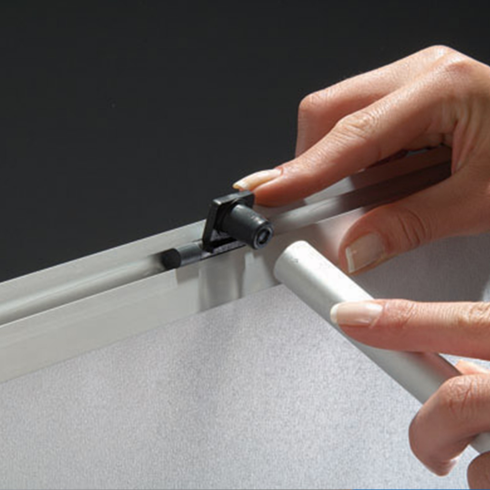Quick Banner Holder Stand – L Shaped – 39.37×78.74 inch – Silver Aluminum