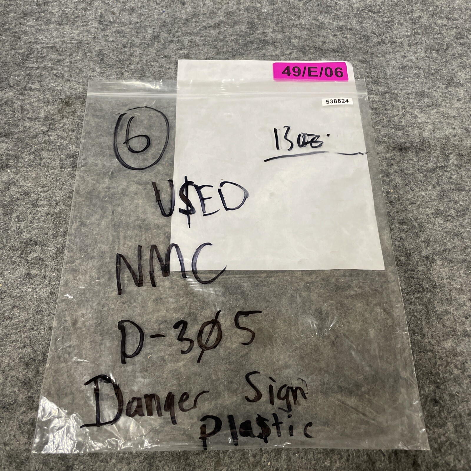 Lot of 5 – NMC D-305 Danger Moving Machinery Sign 7&Prime; X 10&Prime; PS VINYL New