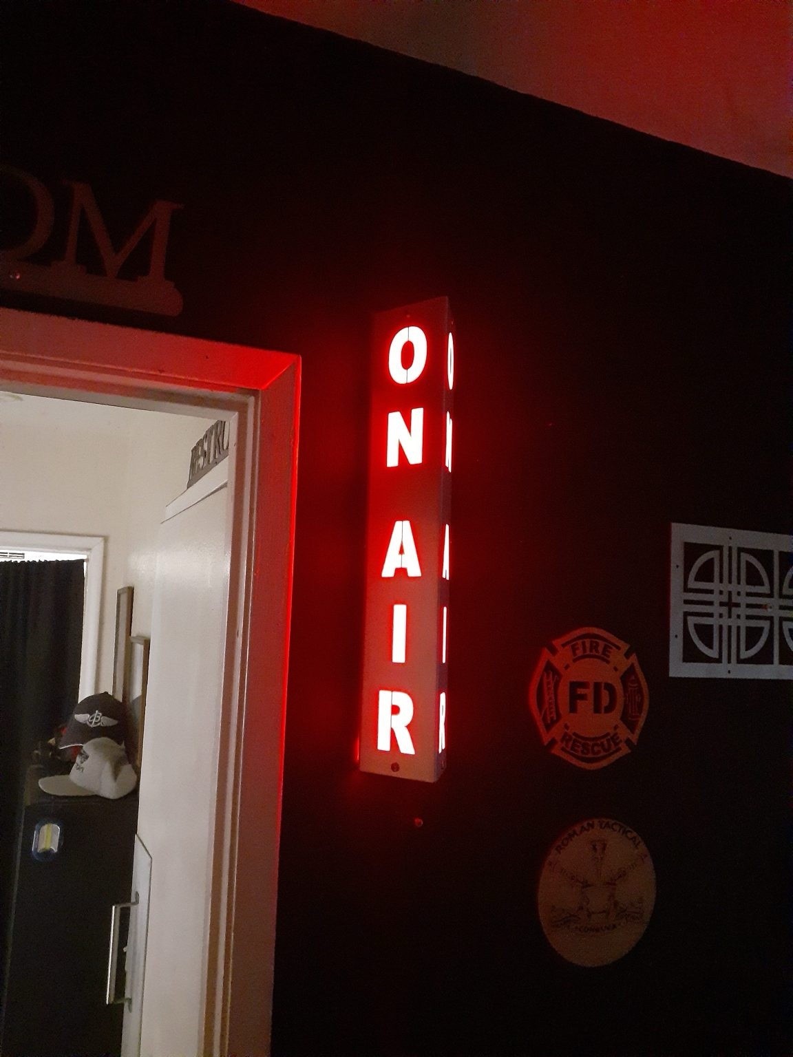 USB powered ON AIR Sign. 18 Inch. Battery bank compatible (battery not included)