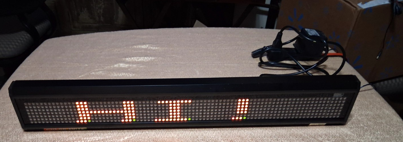 Good Used COLOR-BRITE SW-214CR Lighted Multi-color Scrolling Sign 26&Prime; x 4&Prime;