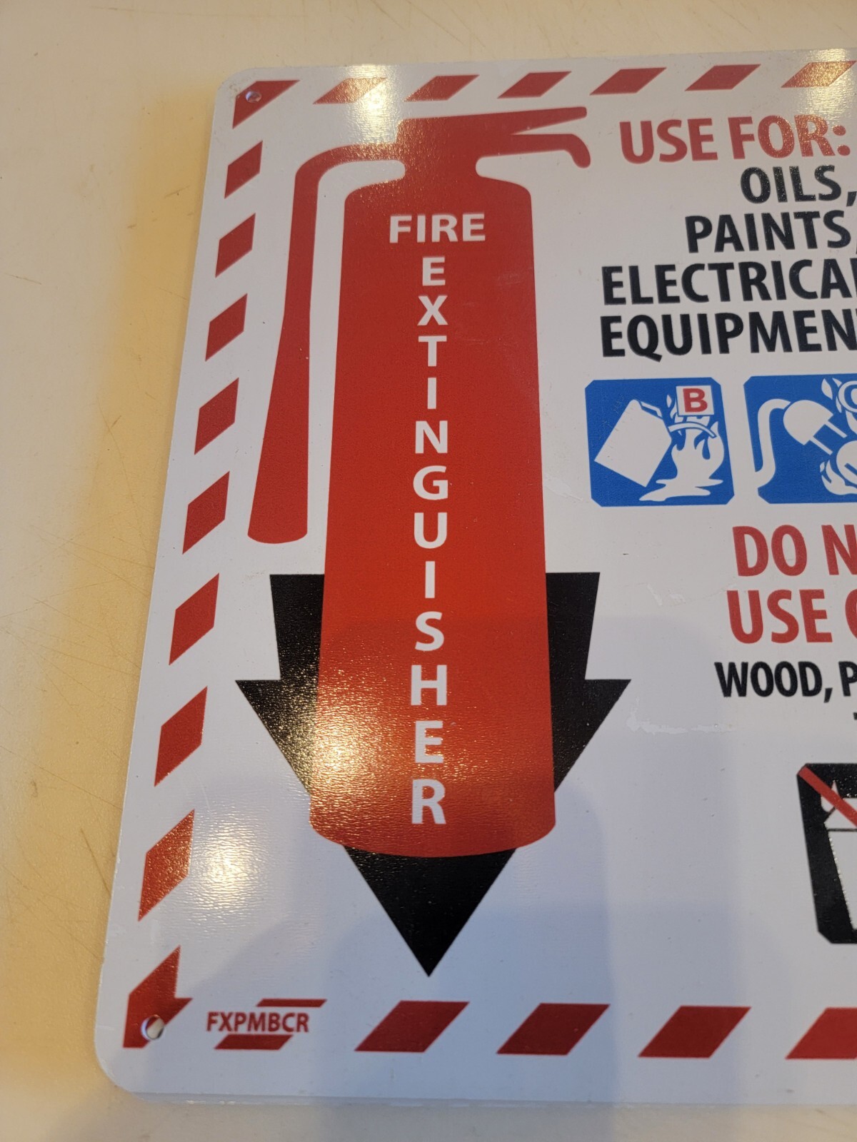 Fire Extinguisher Use For B and C Fires, OSHA Notice Sign Plastic. 2pk. Bld4