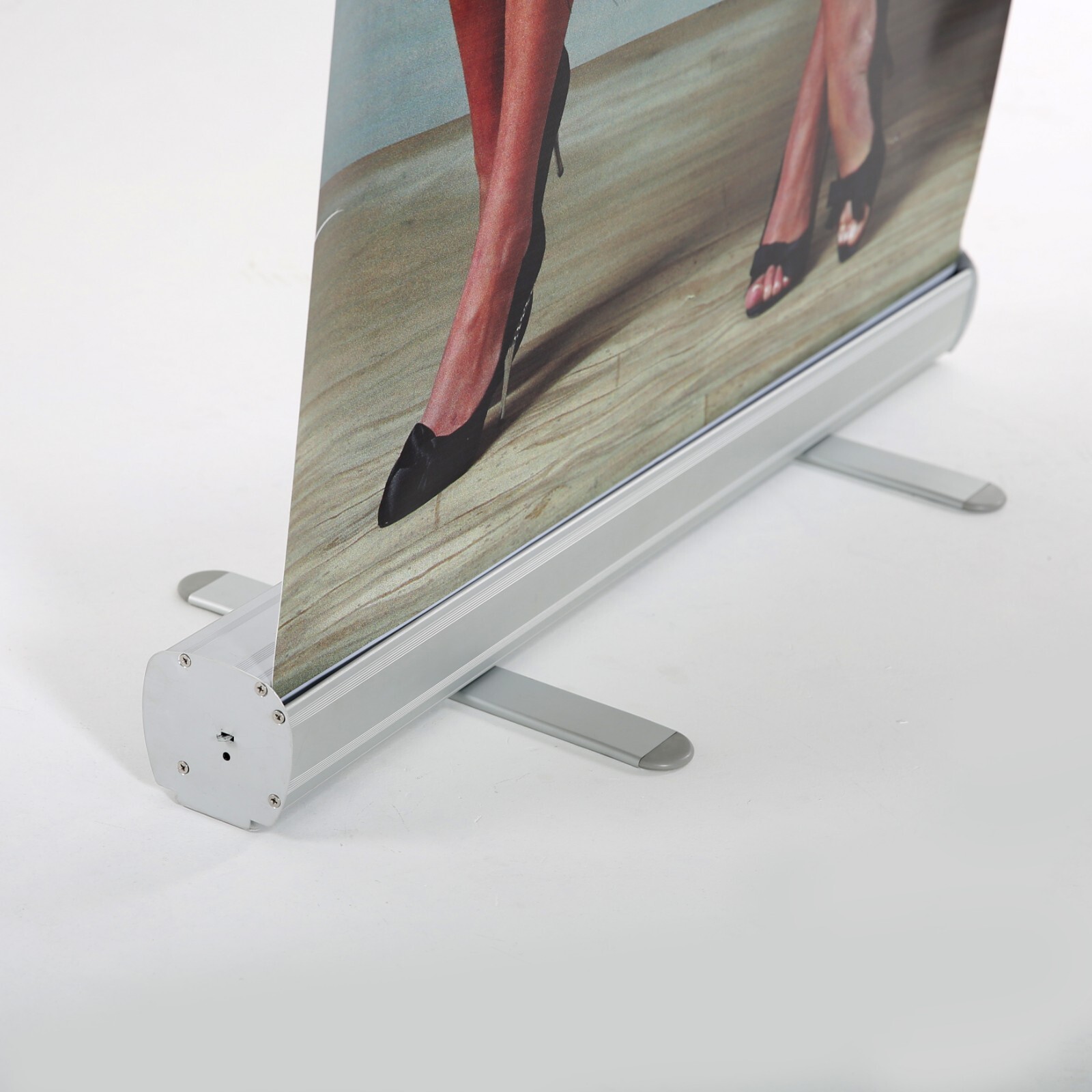 Super Eco Retractable Aluminum Silver Roll Up Banner Stand with Bag 48×78.75&Prime;