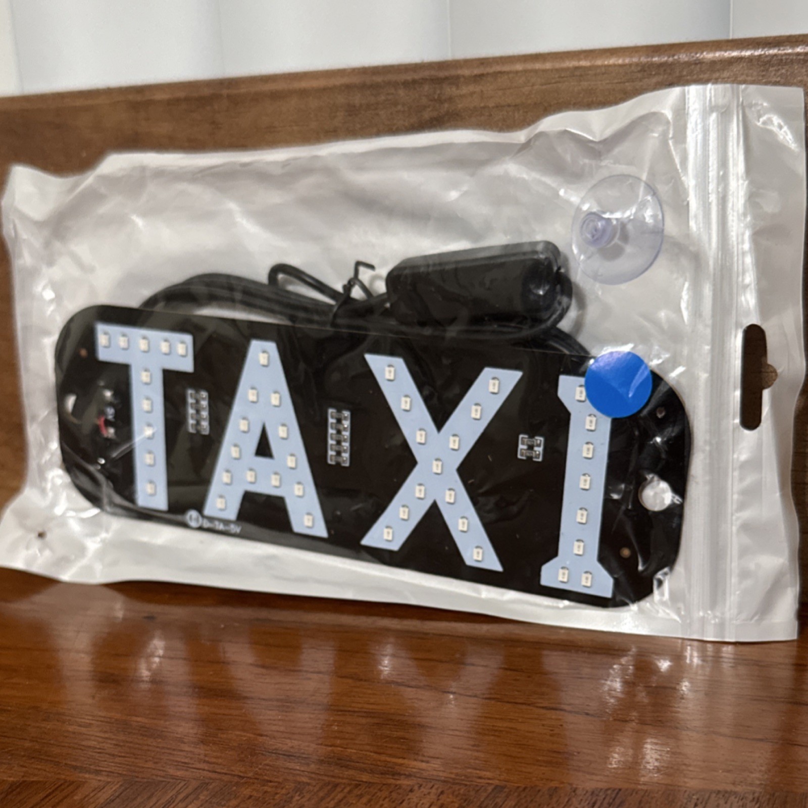 Taxi LED Light Sign with suction for Windshield Car USB Port
