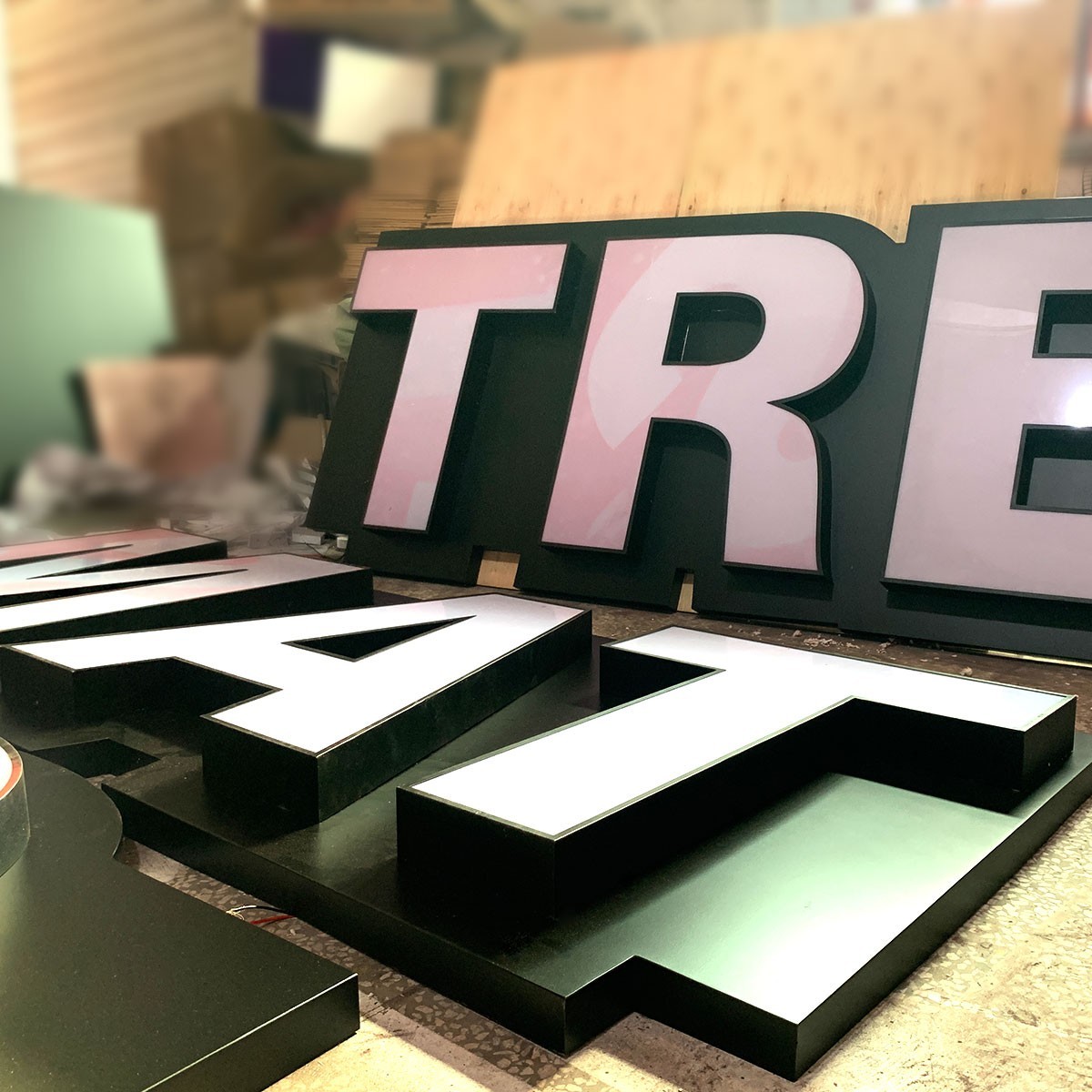 Custom shop business signs led outdoor light illuminated sign letters 3D logo