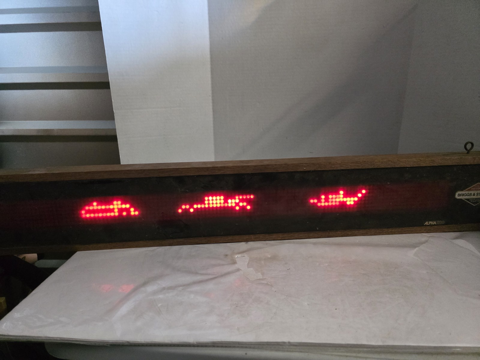 1984 Adaptive Micro Systems Alpha 220 Message Display Sign Digital Scrolling 46&Prime;