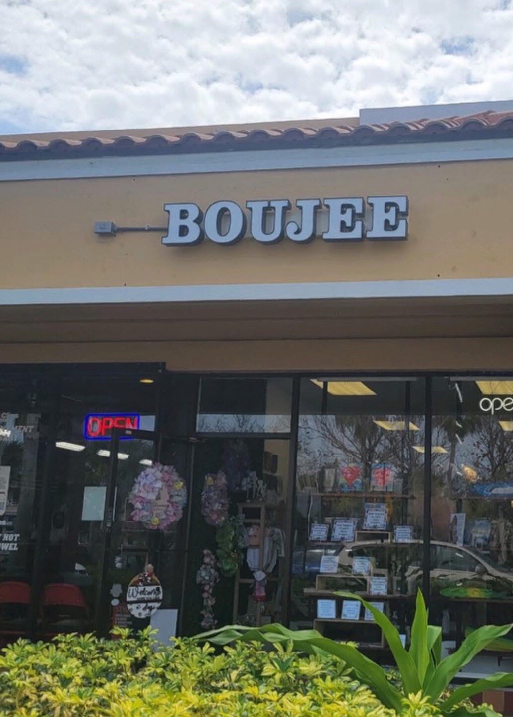 BOUJEE Channel Box LED LIGHTED SIGN Commercial 5&prime; Length X 10&Prime; Height X 6&Prime; Wide