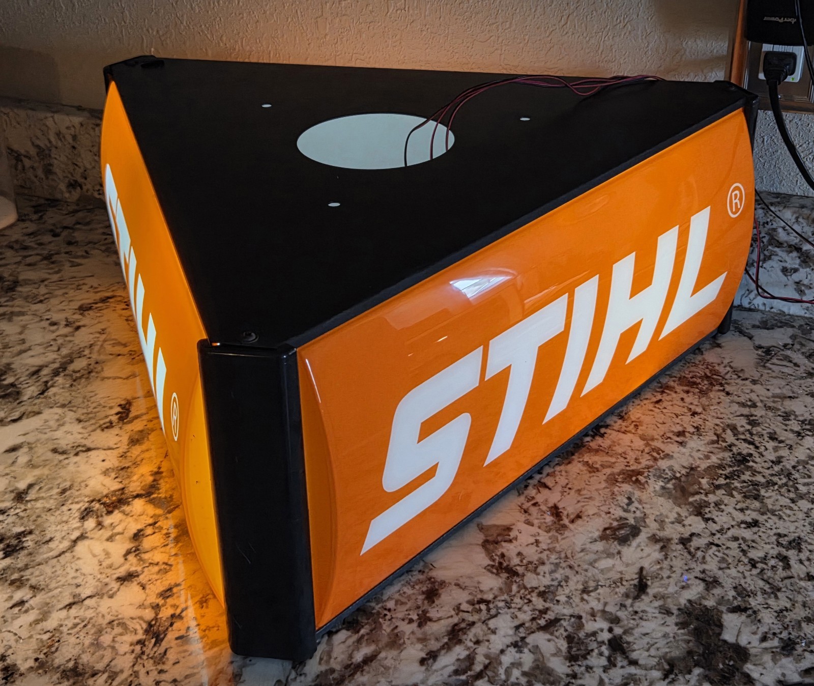 Commercial DEALER STIHL 3 SIDED LED ILLUMINATED STORE SIGN 21&Prime;X21&Prime;X21 AND 8.5&Prime;