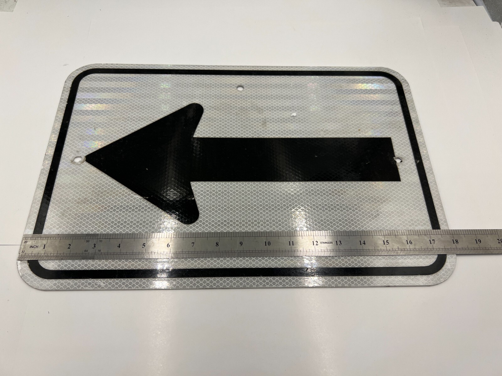 Qty 2 Safety Products Inc Arrow Symbol Parking Sign 18&Prime; x 12&Prime; Aluminum
