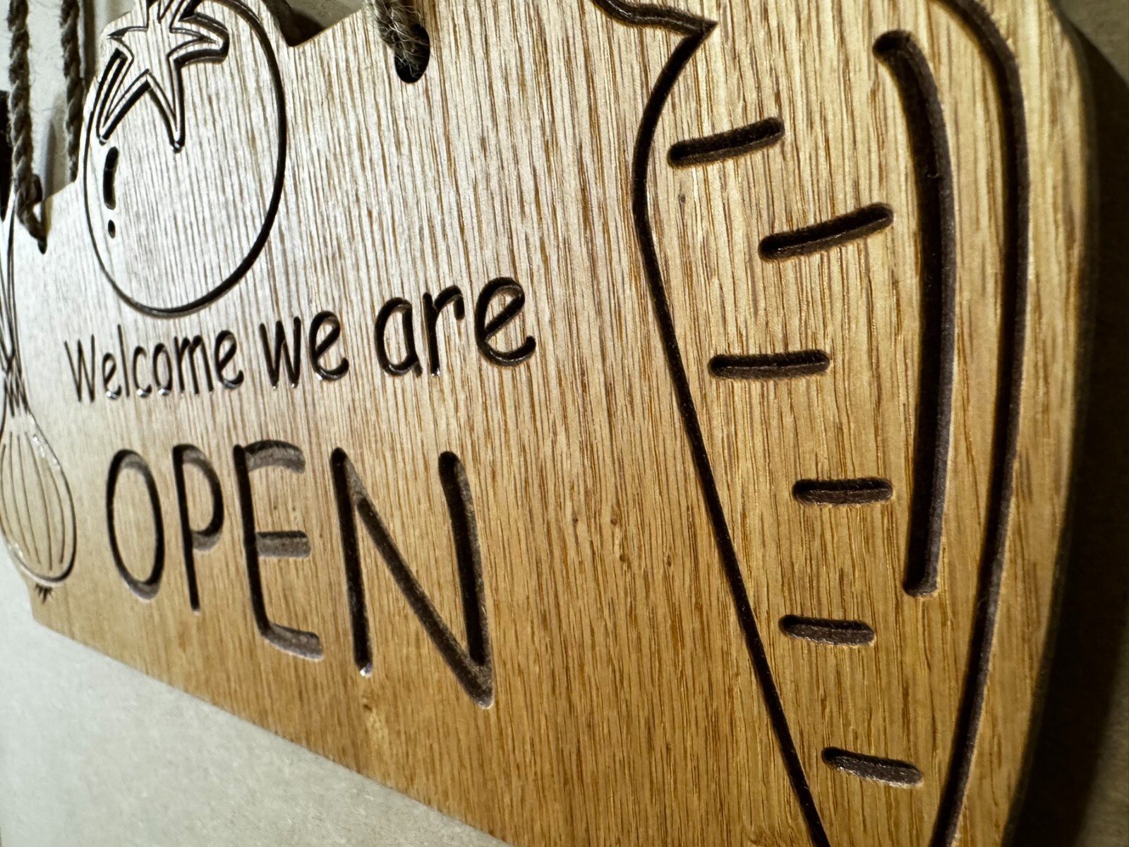 Extra large « Open-Closed » double sided sign for Vegan shops, vegetable shop etc.