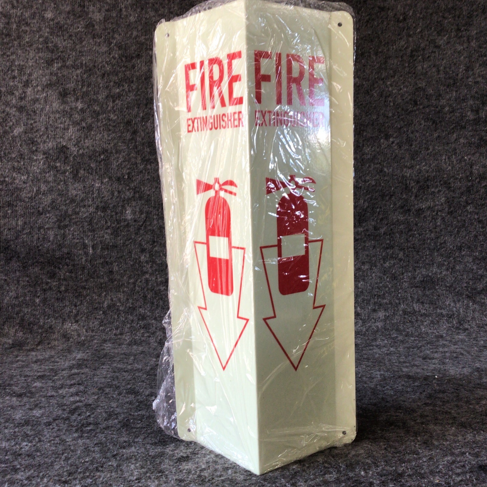 LYLE LCVB-0043-GA_4x18 Aluminum Fire Extinguisher Safety Sign 460L27 New