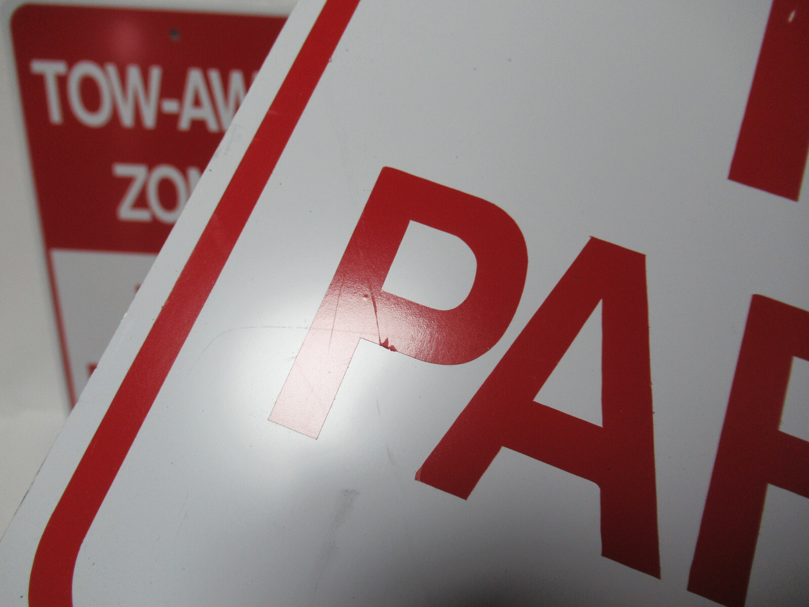 4-pack 12&Prime;x18&Prime; inch TOW AWAY ZONE NO PARKING Aluminum Sign Heavy Gauge 3mm Thick