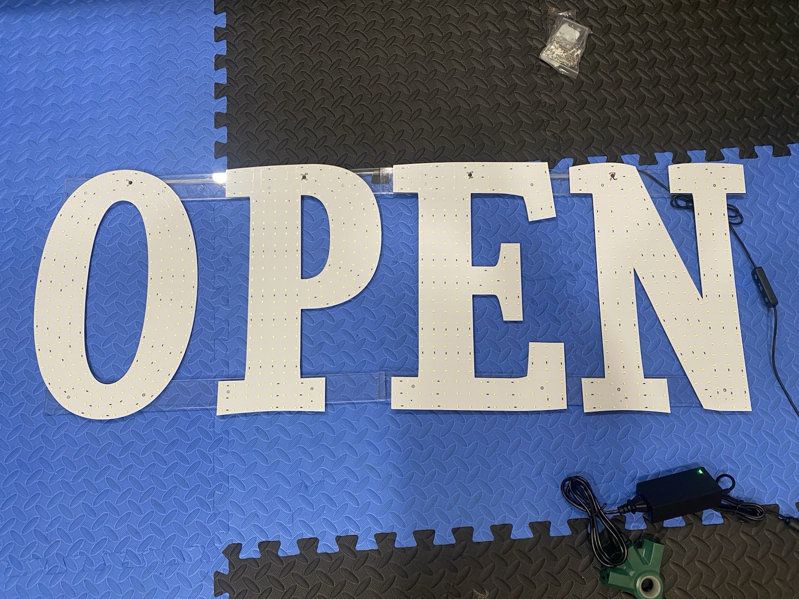48&Prime;X17&Prime; Super Large LED Open Signs for Business with Remote Controlled 10 Level