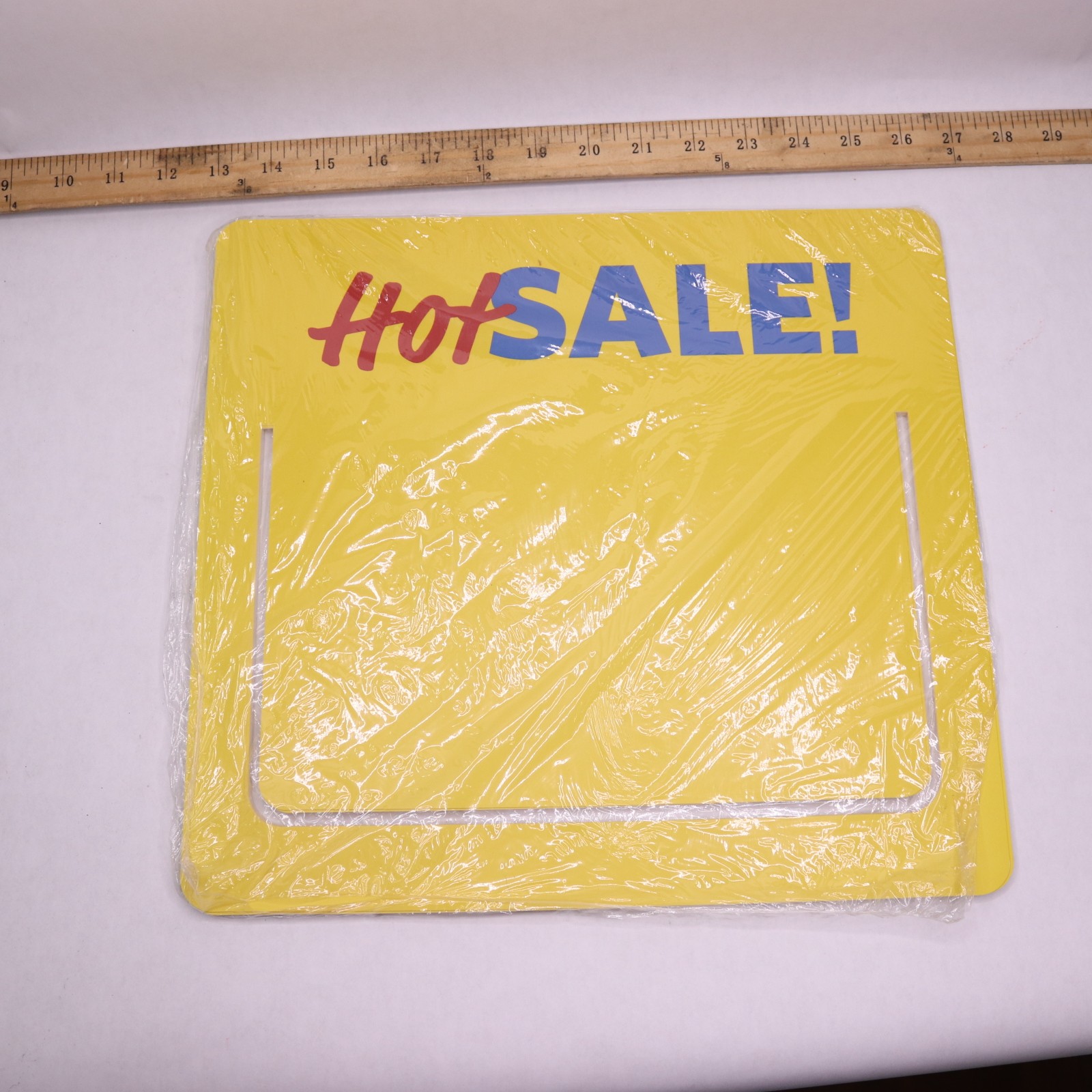 (10-Pk) Hot Sale Sign 12-1/2 x 13-1/2&Prime;