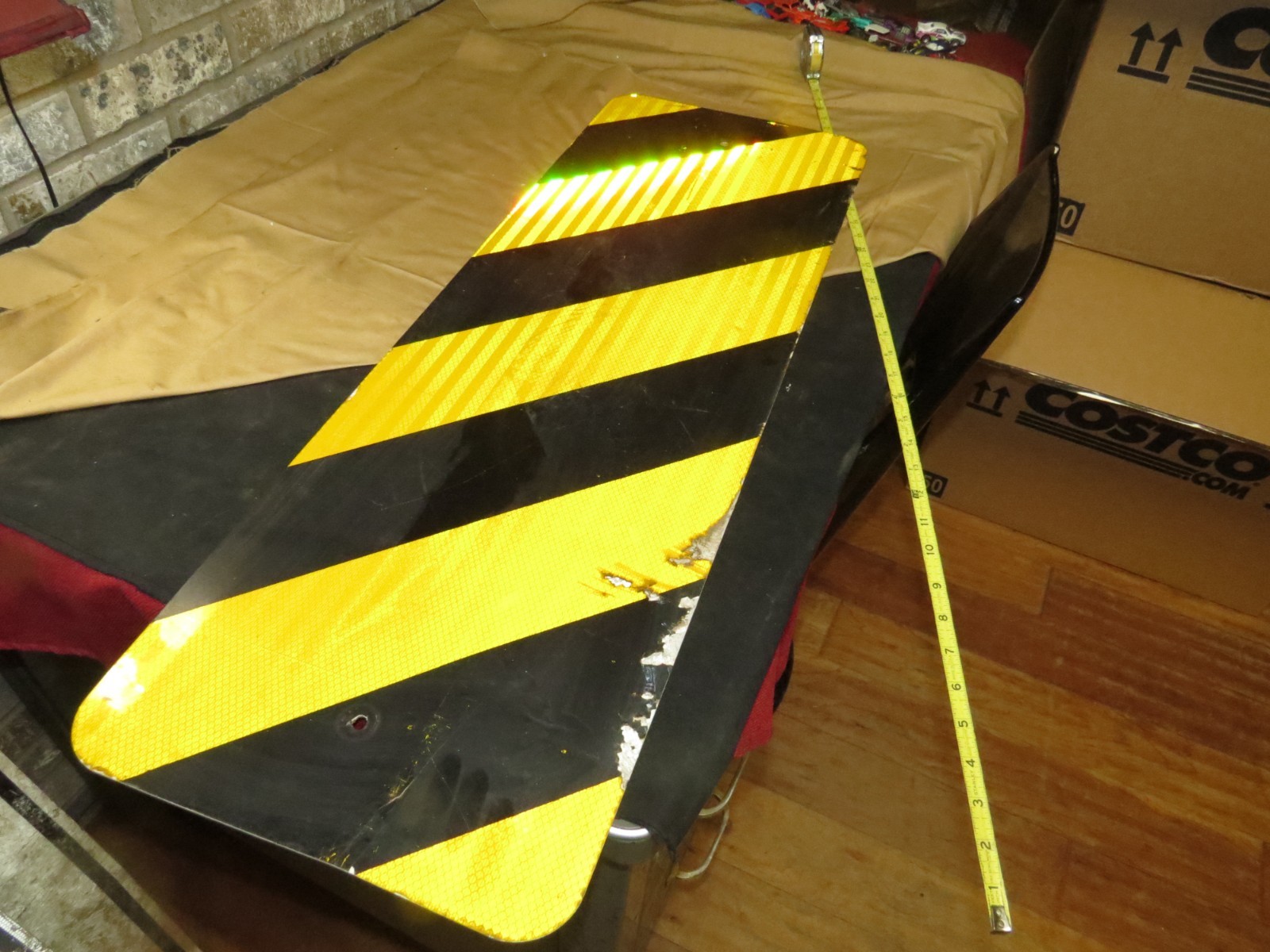 Retired Reflective Highway Right Object Marker Sign 12&Prime;x 36&Prime;