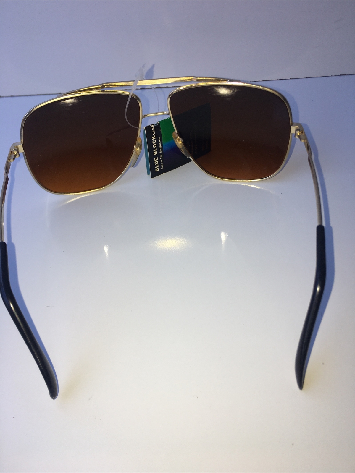 Vintage GOLD Aviator 80&rsquo;s Sunglasses Made In Taiwan 80s Glasses NEW